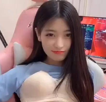 抖音月月大快手夜微凉打赏私密录屏3V34M身材真顶