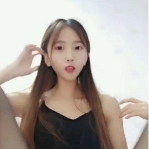 一字马功底太强！快手奥利圆妹私藏441M绝版合辑