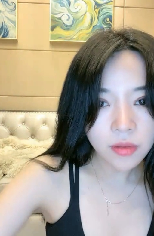 艺术小雅直播10.2G多部合集大罩杯美腿妖娆难挡