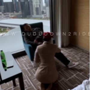 空姐冲上云霄大神dudu两部完整版2.34G身材太顶了