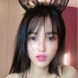 极致撩人推特网红单腿黑丝私拍1部404M